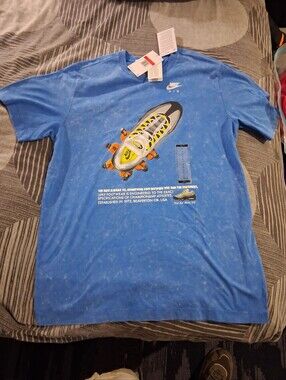 Nike Blue Air Max 95 Sneaker Graphic Tee HQ9277-435 NWT Size Large